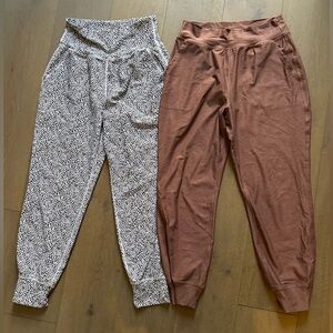 Old Navy Active Cloud + Extra High Rise Jogger - set of 2 -